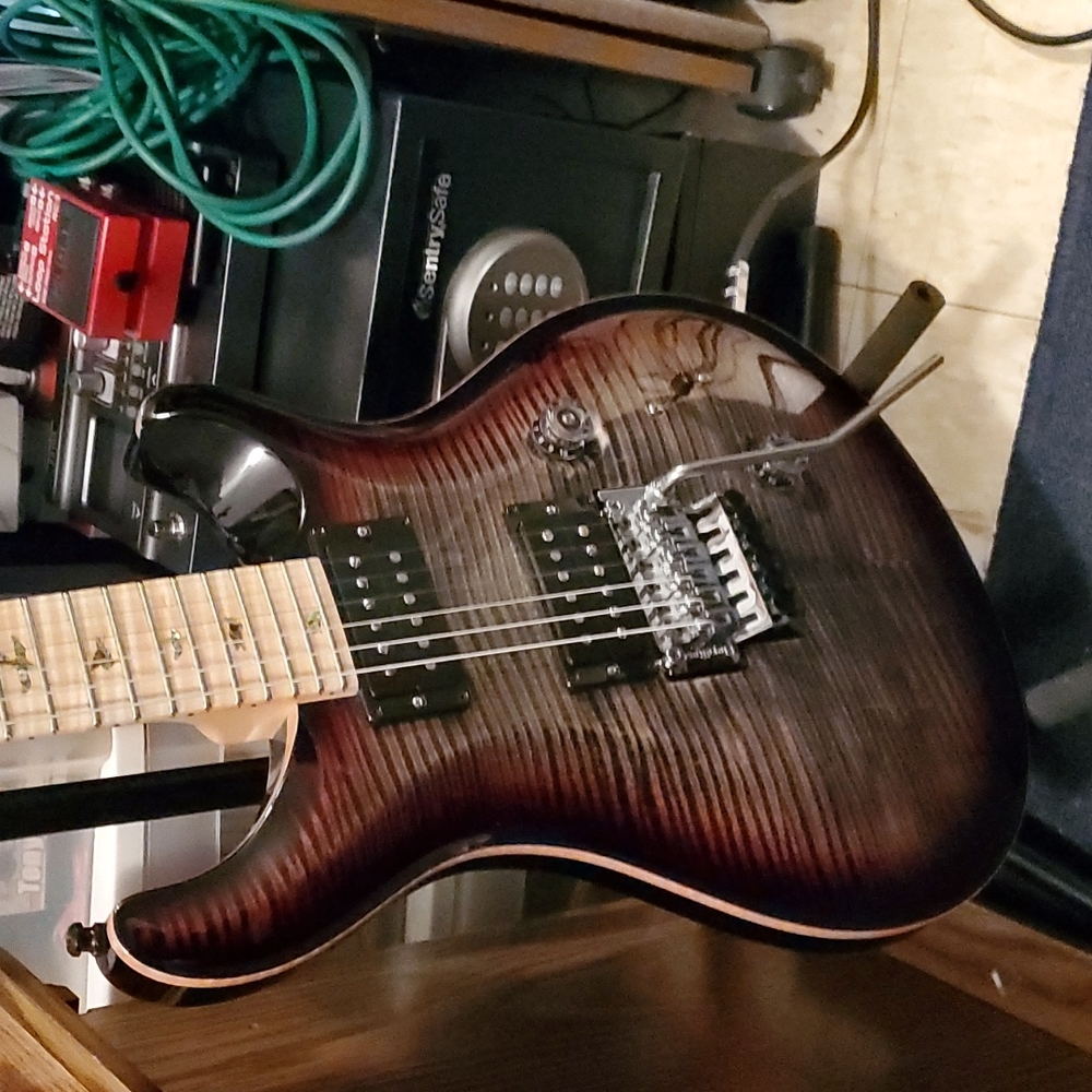 PRS GUITAR - Picture 7 of 10